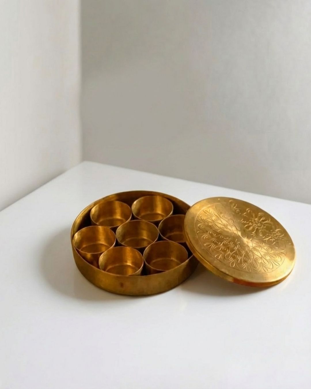 Small size brass dibba/box