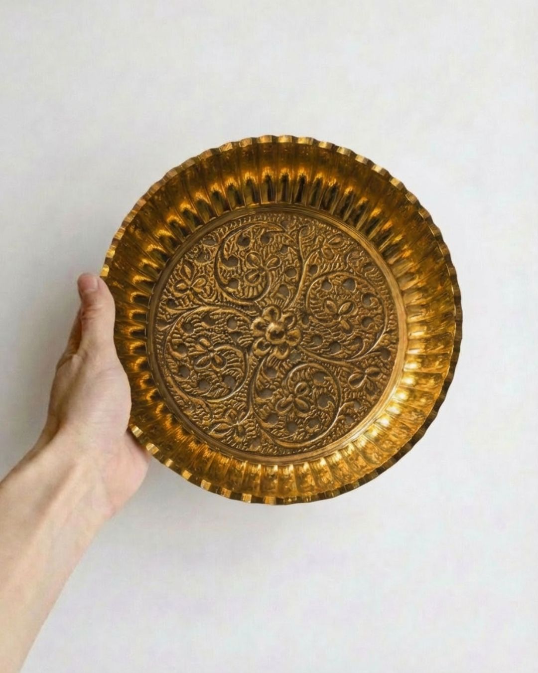 Heavy brass plate with antique design