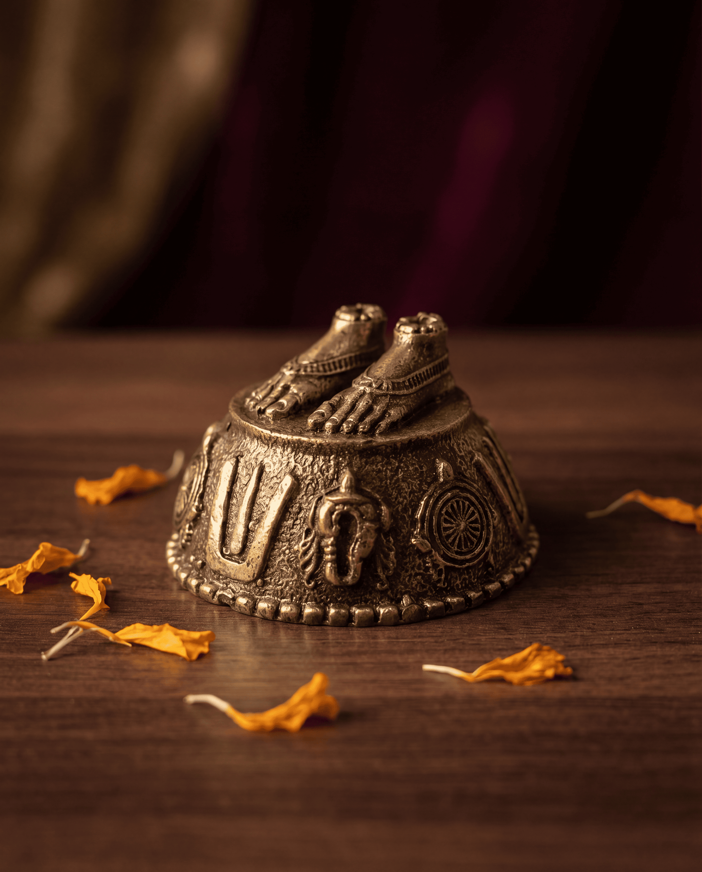 Srivari Paadaalu (1 inch)