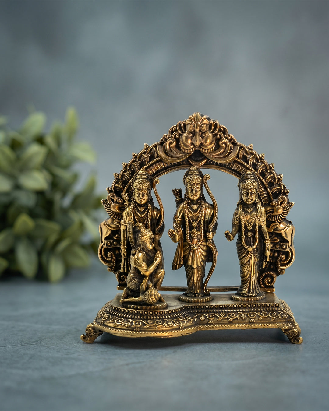 Rama Pattabhishekam (Small) – Divine Elegance in Compact Form