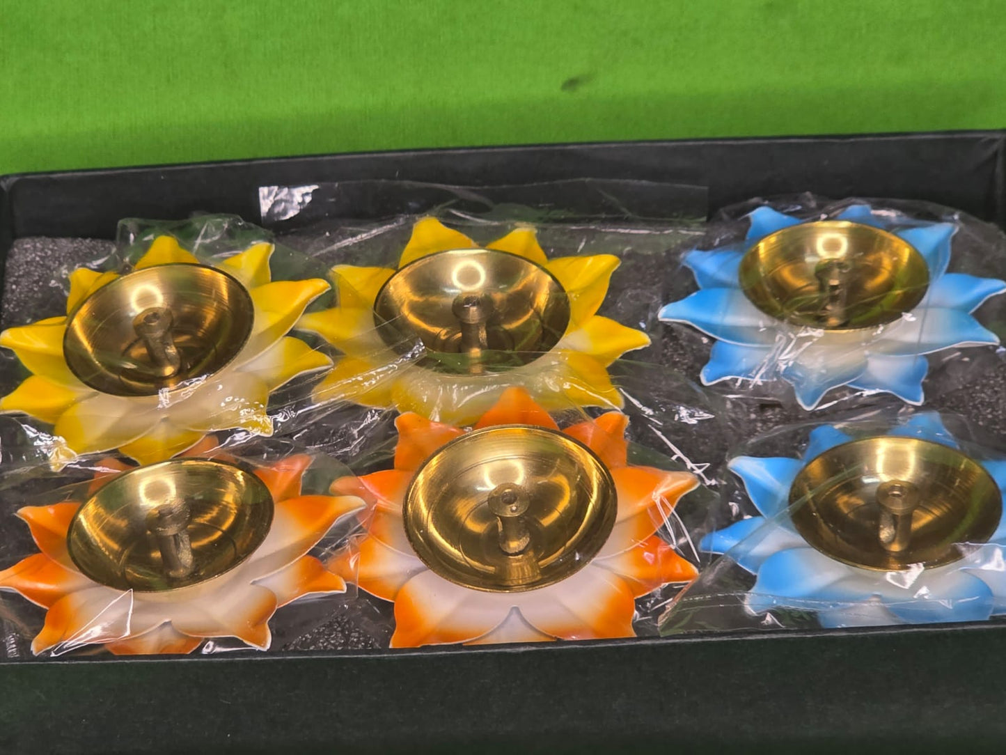 Beautiful and colourful 6 diya set